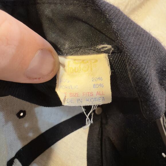 Vintage No Crybabies Hat Cap Snap Back Mens One Size Black Slogan Graphic 80s - Picture 7 of 7